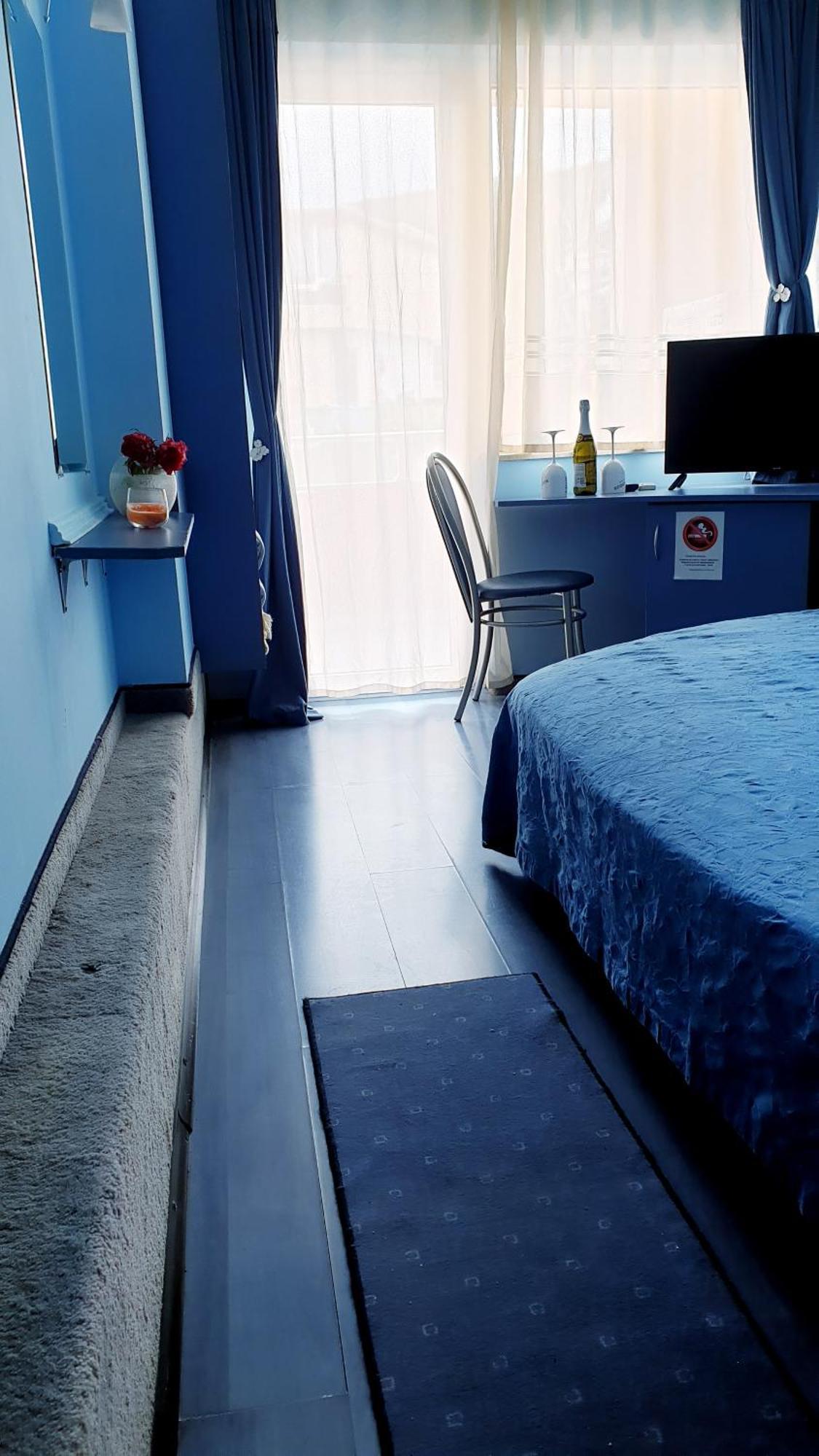 Paralax Hotel 瓦爾納 外观 照片