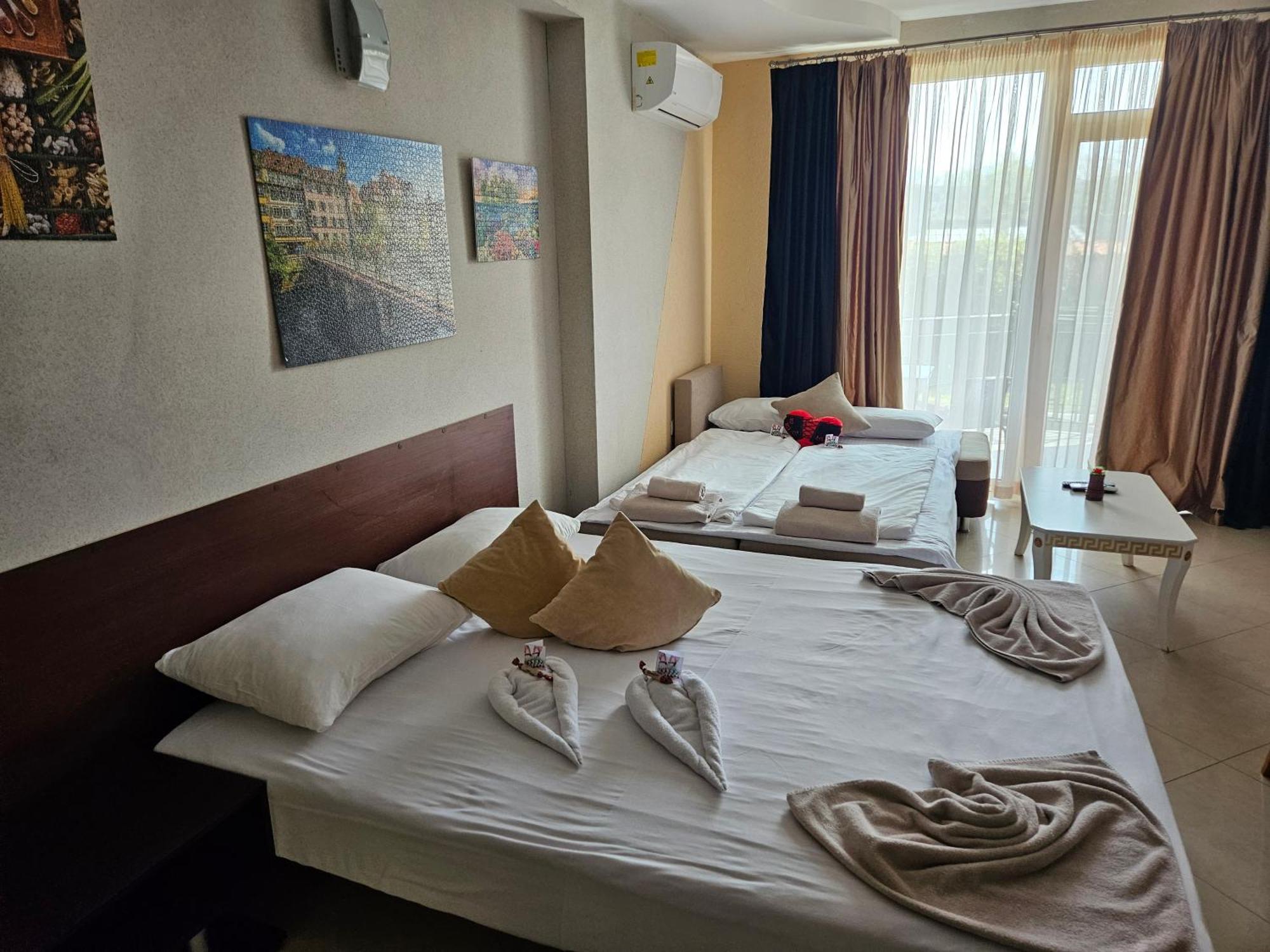 Paralax Hotel 瓦爾納 外观 照片