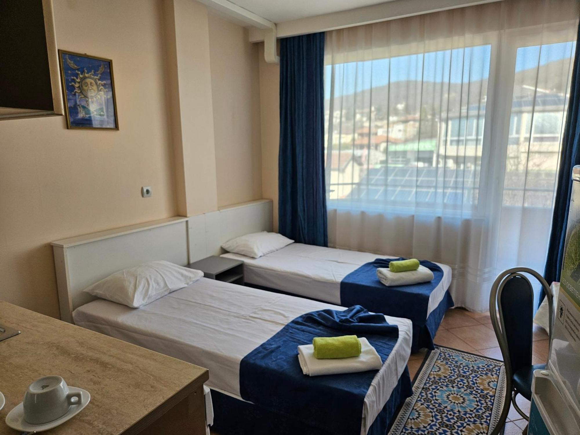 Paralax Hotel 瓦爾納 外观 照片
