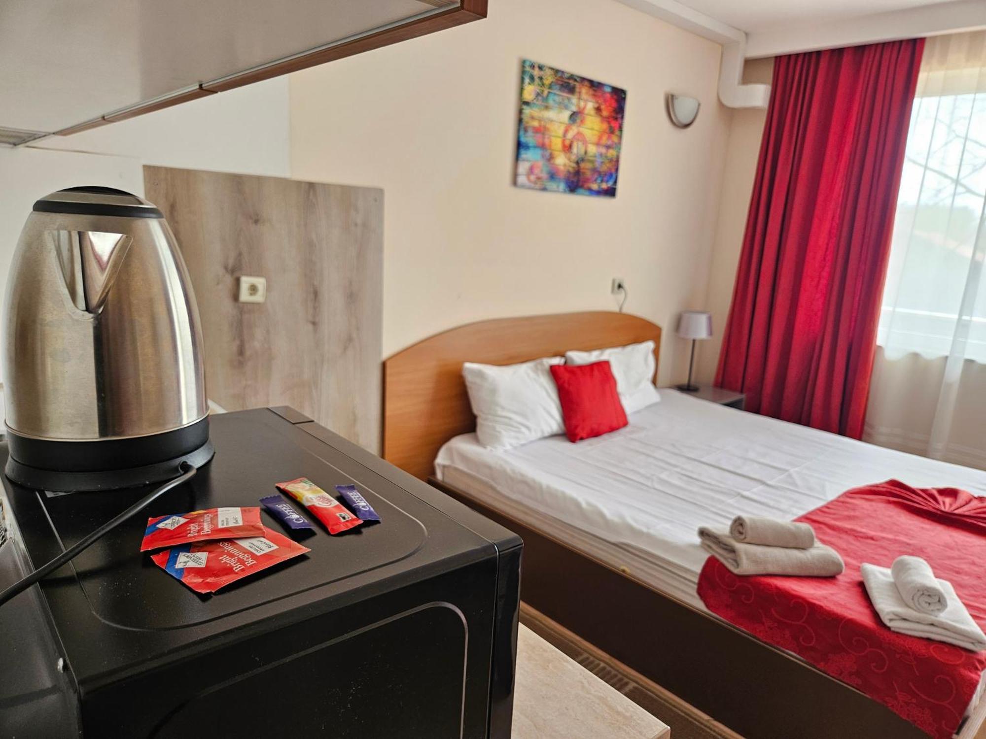Paralax Hotel 瓦爾納 外观 照片