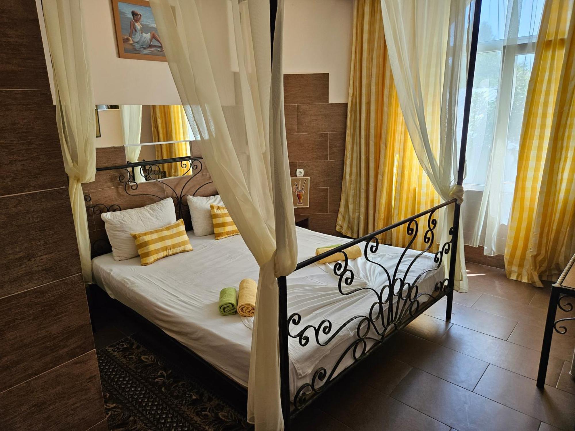 Paralax Hotel 瓦爾納 外观 照片