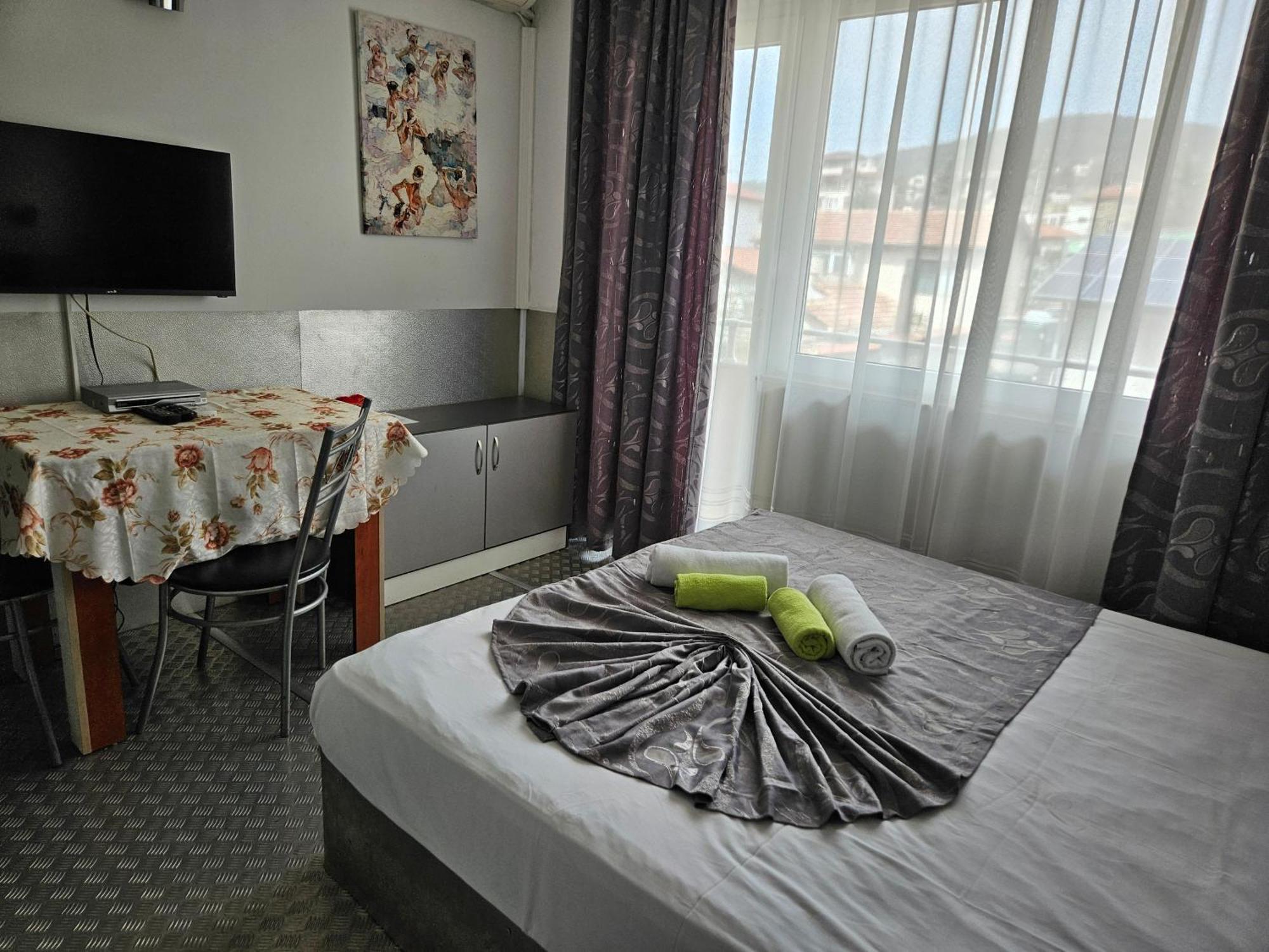 Paralax Hotel 瓦爾納 外观 照片