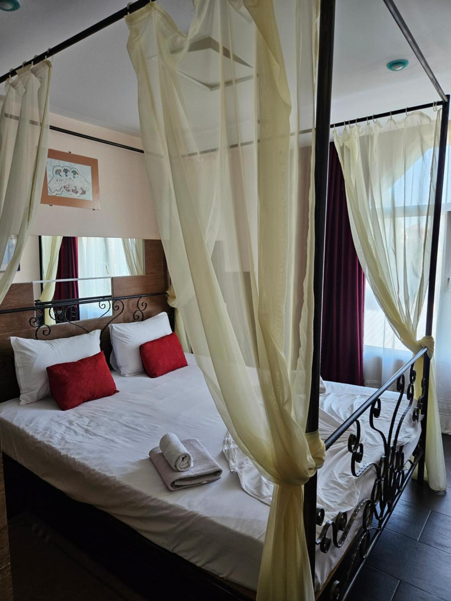 Paralax Hotel 瓦爾納 外观 照片